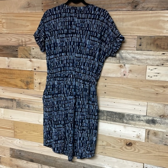 Banana Republic size Small Stylish Blue Patterned V-neck Draw String Waist Dress - Picture 8 of 8